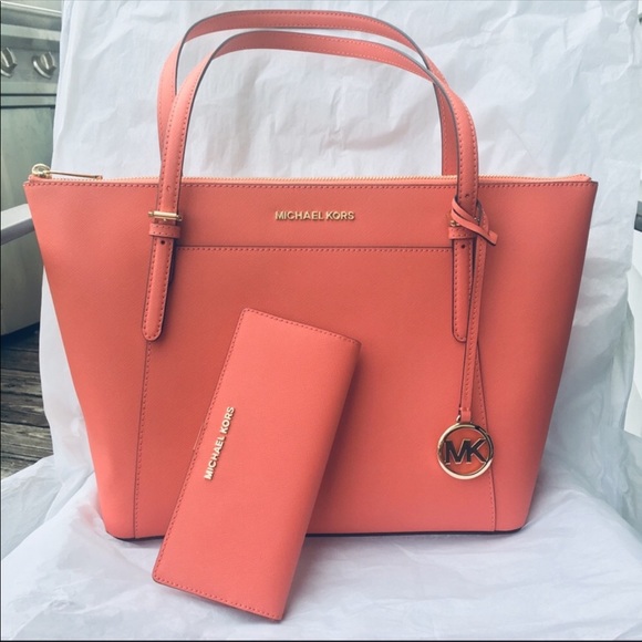 Michael Kors Handbags - Michael Kors Ciara Large Bag and Wallet bundle